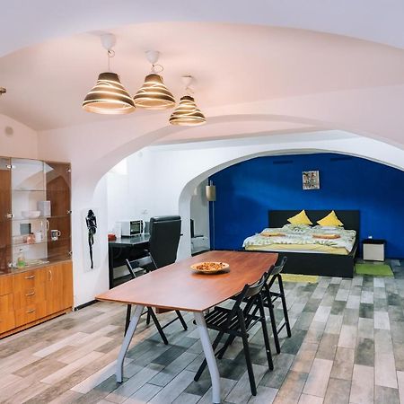 Отель Design Loft Тимишоара Экстерьер фото