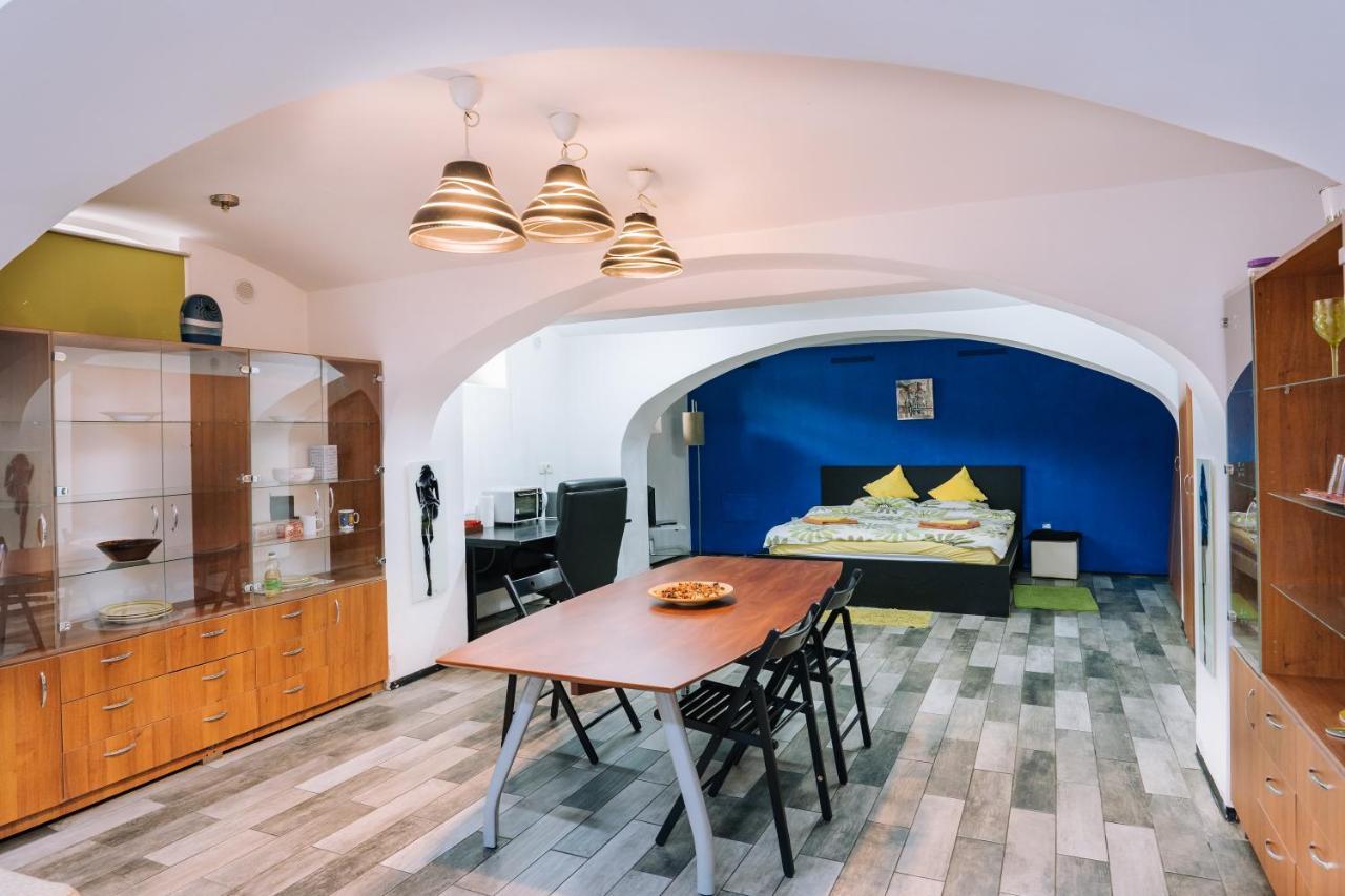 Отель Design Loft Тимишоара Экстерьер фото