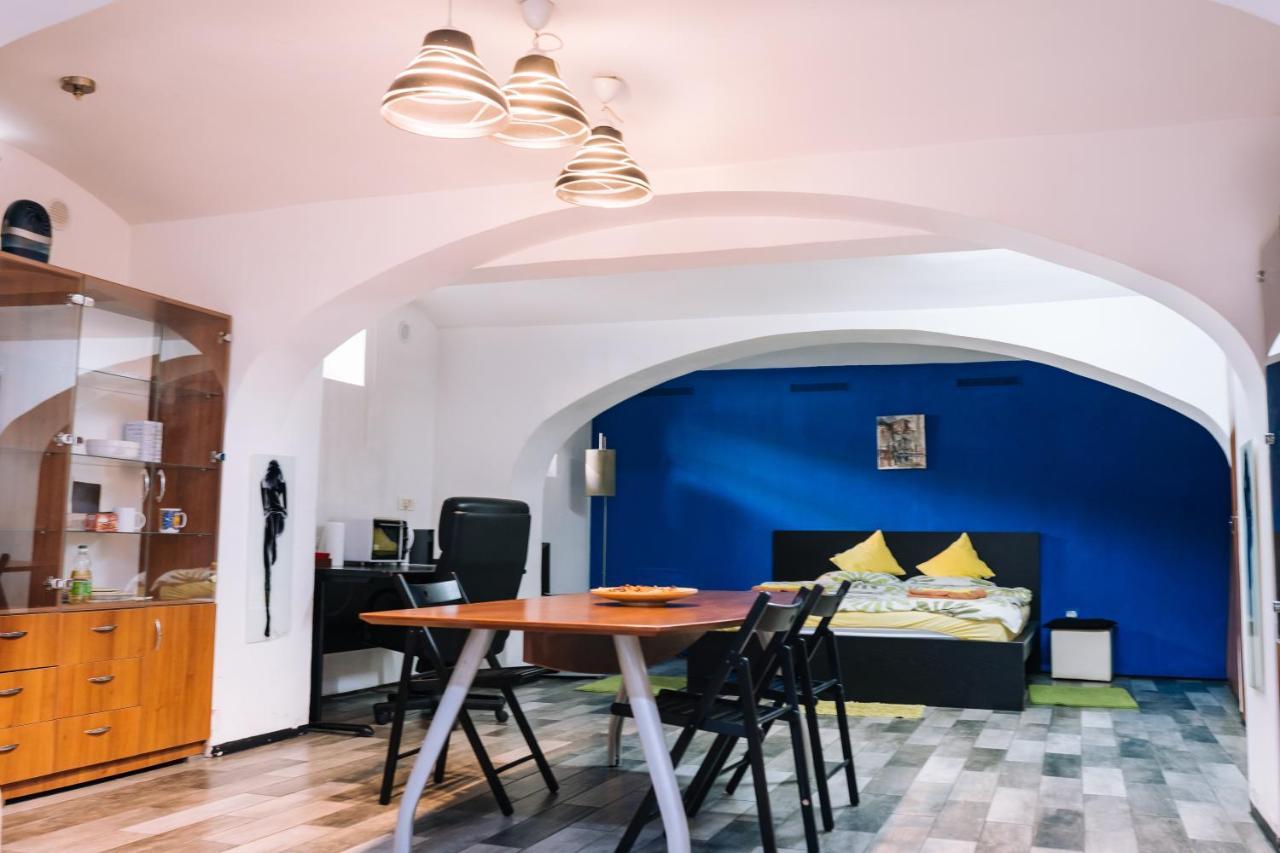 Отель Design Loft Тимишоара Экстерьер фото